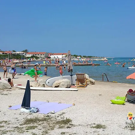Family Friendly Stefi-vir Apartman *