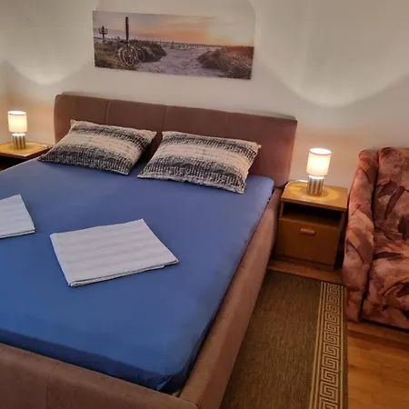 Family Friendly Stefi-vir Вир